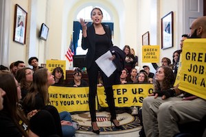 190501-OcasioCortezPelosi2019 Green New Deal