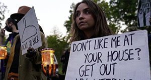 Pro-choice protests at Supreme Court justice' home