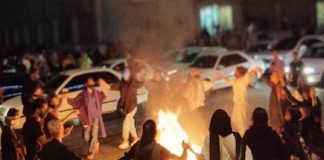 iranian women protest