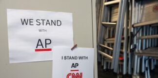i stand with cnn